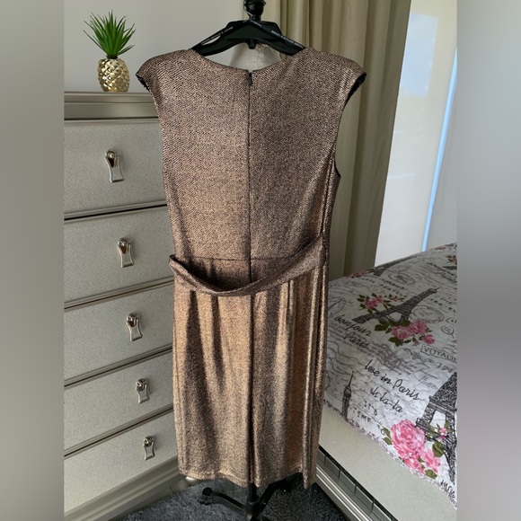 Tahari ASL NWT Bronze /Black Dress size 10P - Picture 4 of 10